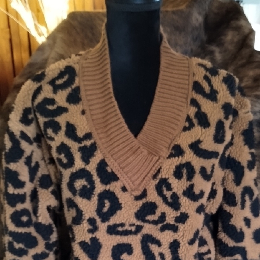 Easel Brown and Black Leopard Print Sweatshirt